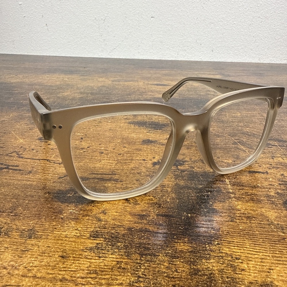 Look Optic Laurel Progressive Readers +2.50 Translucent Taupe 51โ19โ140 EUC